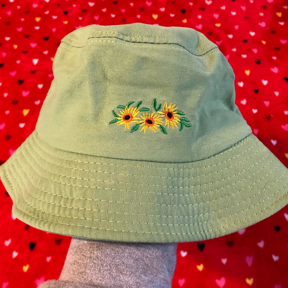 Green Bucket Hat with Sunflower Embroidery
